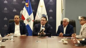 anadegas-y-gobierno-acuerdan-buscar-solucion-a-pagos-con-tarjetas-45be4237-focus-0-0-1200-675