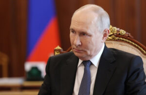 Putin-ordena-pausa-en-ataques-contra-Kiev-durante-visita-de-enviados-de-EEUU